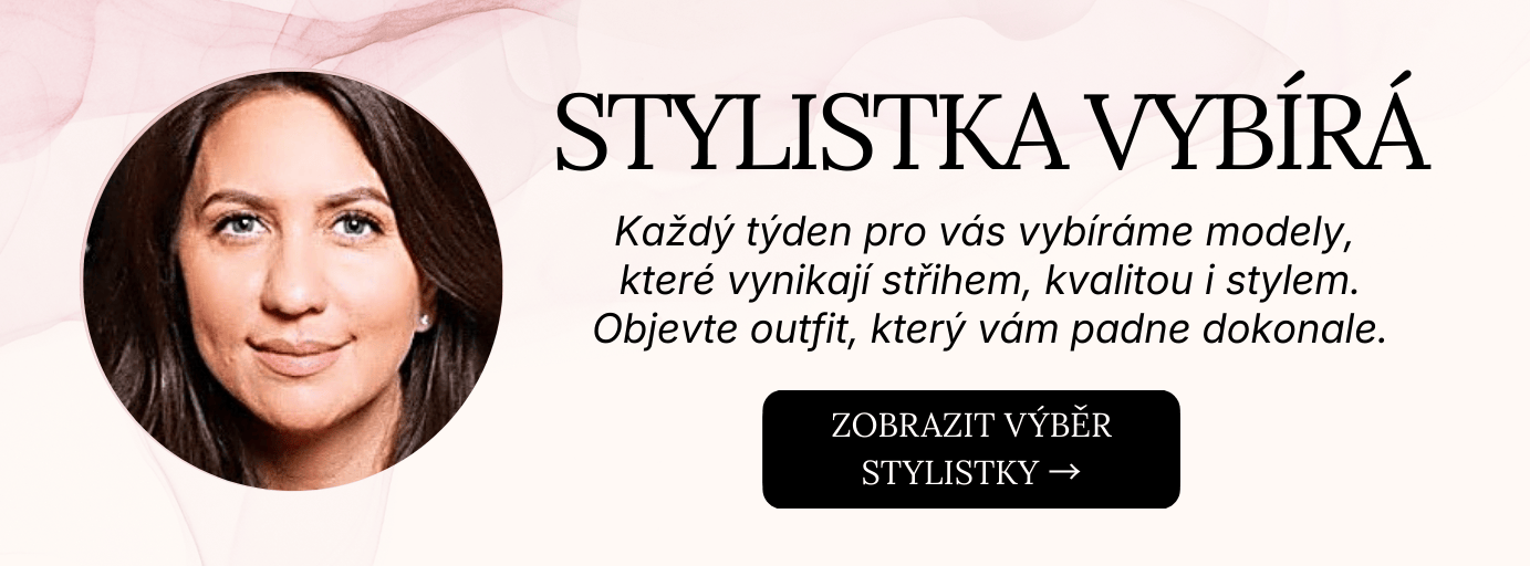 Pink Elegant Feminine Photo Personal Name Facebook Cover – kópia